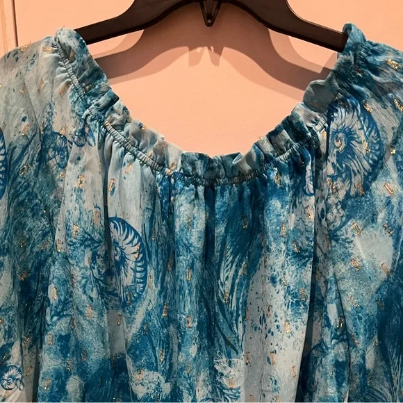 Gorgeous White House Black Market Blouse! - Picture 5 of 8